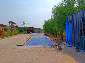 安陽(yáng)昊天冶金材料100噸地磅