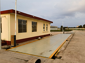 河南(湯陰）鵬勞倉(cāng)儲(chǔ)運(yùn)營(yíng)管理100噸地磅