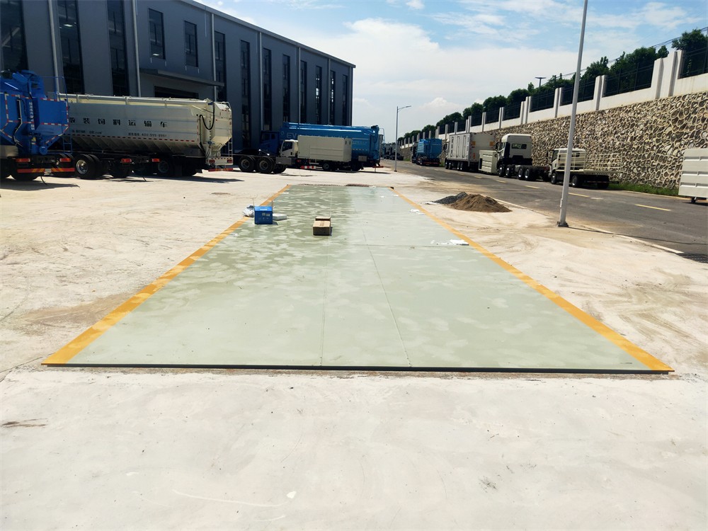 盛達(dá)車輛203